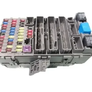 Genuine Honda 38200-SZA-A11Box Assembly, Fuse Mega Sale