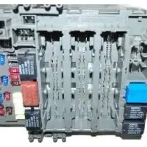 Genuine Honda 38200-T0A-A02Box Assembly, Fuse Popular