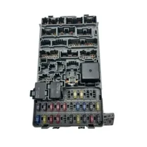 Genuine Honda 38200-S5P-A11Box Assembly, Fuse Viral